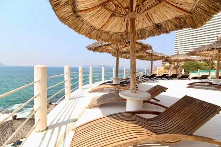 Suite Frente Al Mar En El Corazon De Акапулко Екстериор снимка